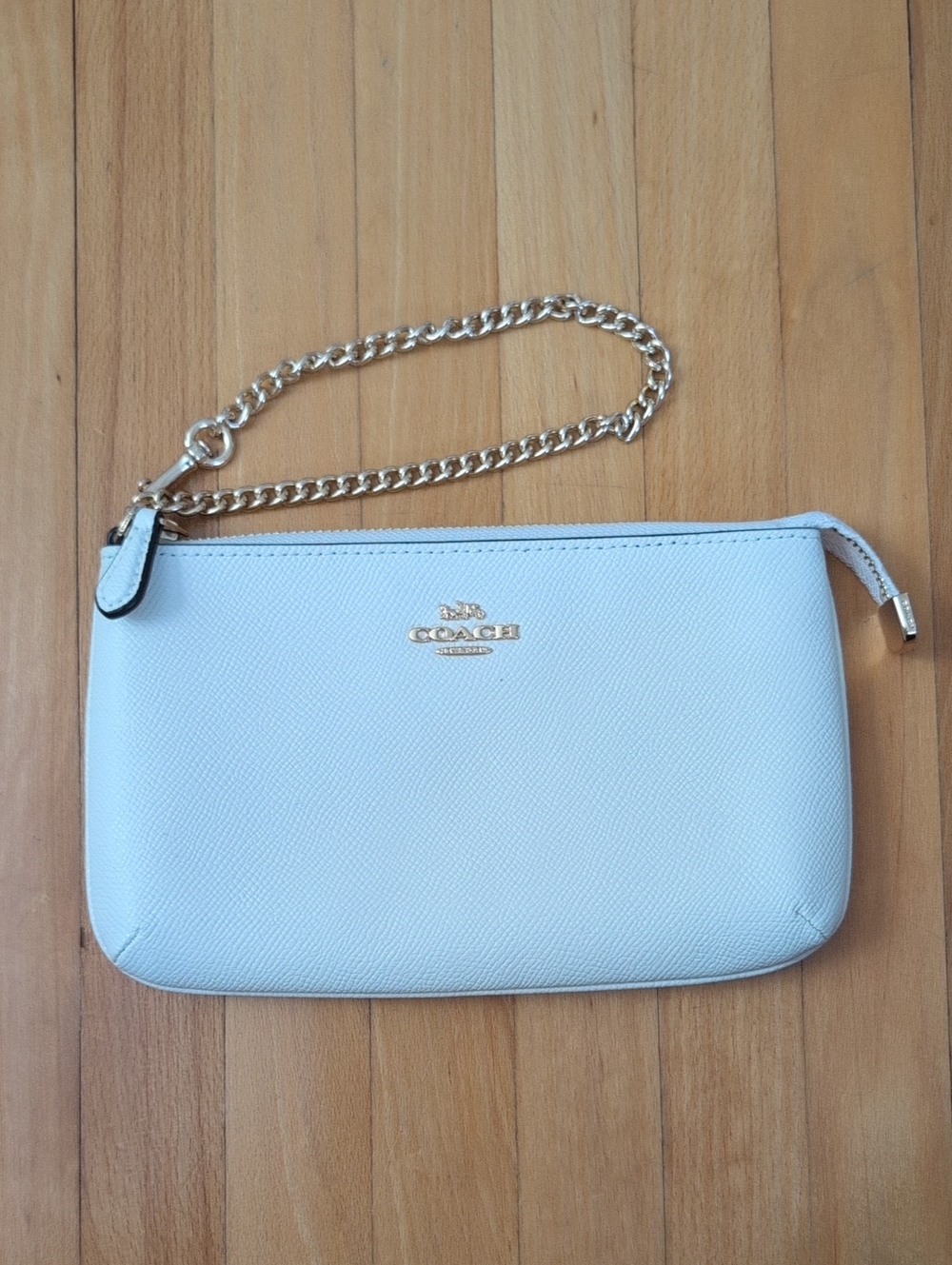 Coach Crossgrain Leather Wristlet With Chain
